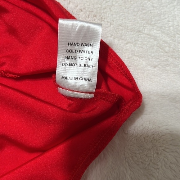 Red Rehab Lab Lace Bodysuit size L - Picture 8 of 11